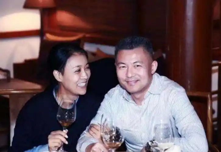 回顾那英:被前任欺骗感情未婚先孕,如今和儿子被孟桐宠成宝