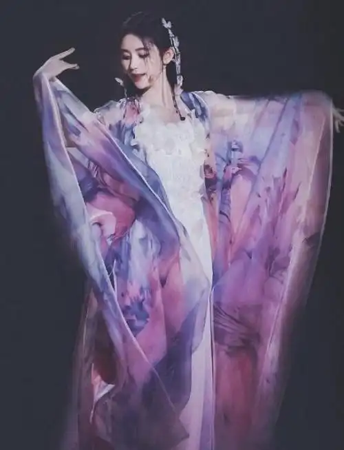 鞠婧祎不愧四千年美女一人就能演七仙女看到紫色造型瞬间沦陷