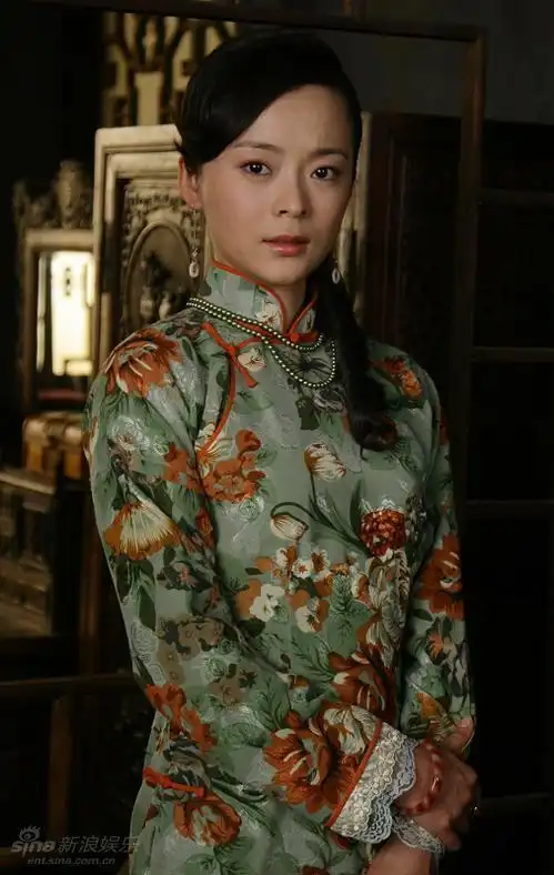 资料图片铁梨花剧照陈数百变造型1