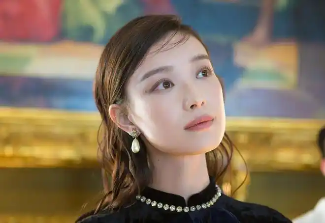 娱乐圈方脸女星谁最美?容祖儿第八,孙俪第二,李宇春排第几?_网易订阅