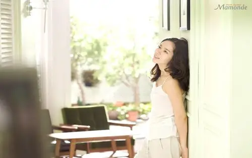 急需韩佳人宽屏壁纸