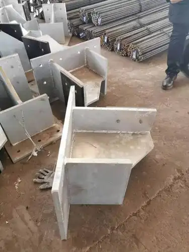 吴忠桥梁梁端防落梁挡块热镀锌防落梁挡块桥台防落梁挡块