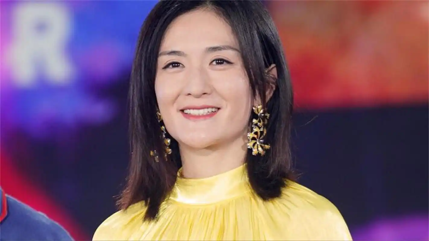 谢娜无意中带火杨迪:草根艺人的逆袭之路