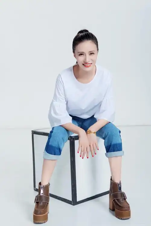 今午x万美汐别于千篇一律的奇妙个体