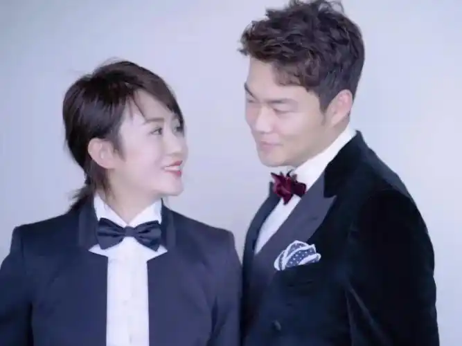 裸婚生娃后连续拍戏连孕期都在工作指望不上老公的马丽值得吗