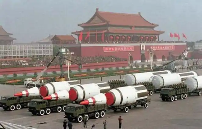 解读东风5乙洲际导弹射程15万公里配多弹头