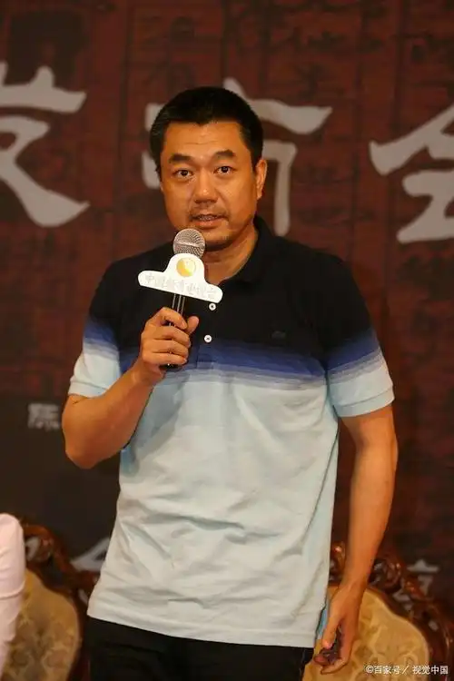 清醒吧!没干部气质非演干部,看这些演员把干部演活了