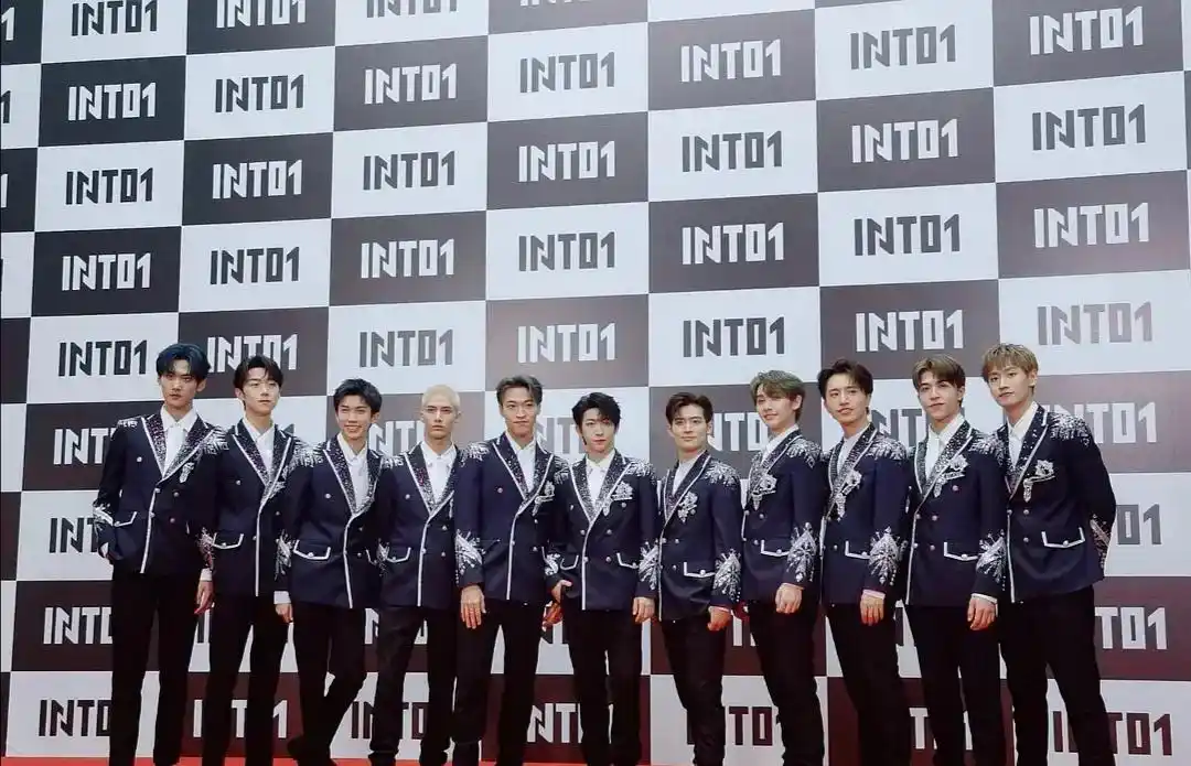 创造营2021成团夜,利路修飞奔下班,庆怜遗憾卡位.