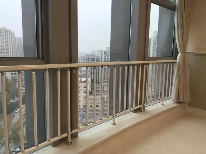 厂家直供 阳台护栏 小区别墅安全防护栏 天台楼顶栏杆扶手