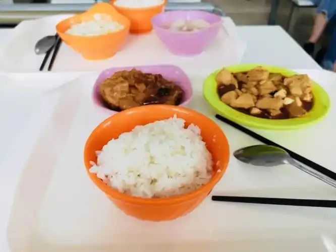 交换食堂30丨有你陪我吃饭食堂也会变成米其林餐厅