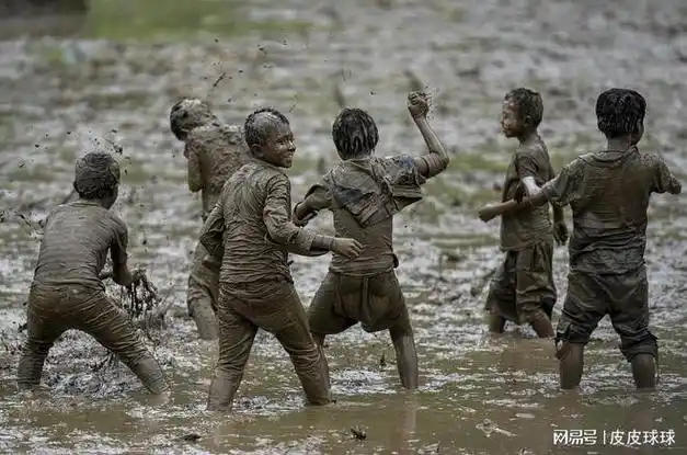 农村8090后最难忘回忆玩泥巴