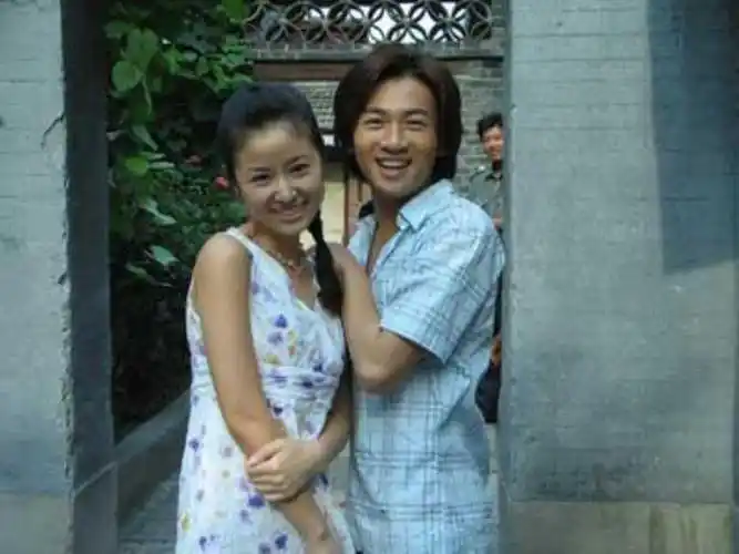 苏有朋林心如(他眼中赵薇和林心如哪个可爱)