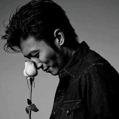 求二手空调,联系我