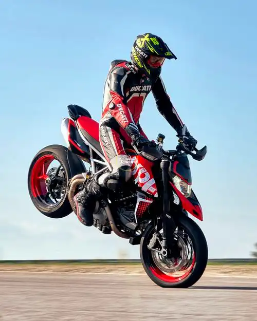 15695美元限量100台杜卡迪骇客950rve上市