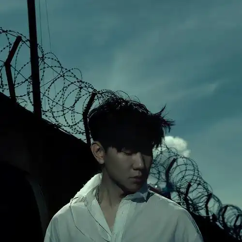 《伟大的渺小》专辑宣传图合集93  一种高级的美@林俊杰    #林俊杰