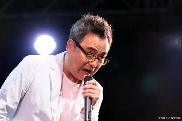 陈升性骚扰事件引爆娱乐圈,粉丝和网友纷纷表示震惊和失望!