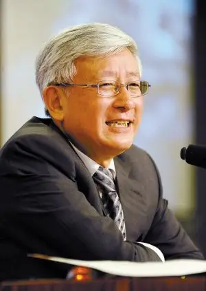 名嘴曹景行作客天一讲堂:让孩子早点读经典