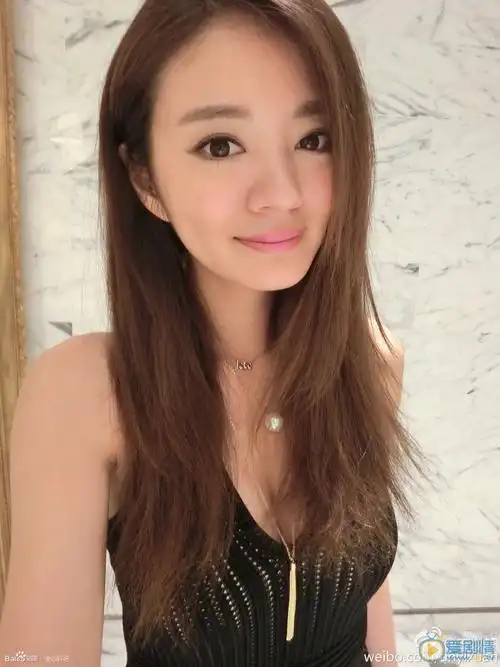 安以轩生活自拍照 安以轩高清写真_安以轩高清剧照