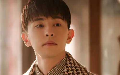 邓伦故宫帅气写真