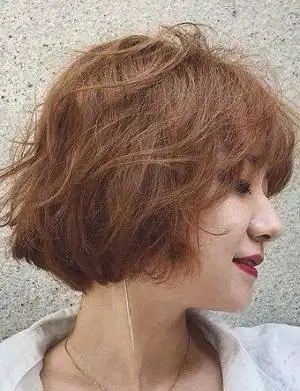 最爆款懒人烫短烫卷发图片超级显瘦又好看