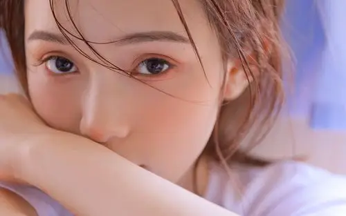 夏日清新美女电脑桌面壁纸