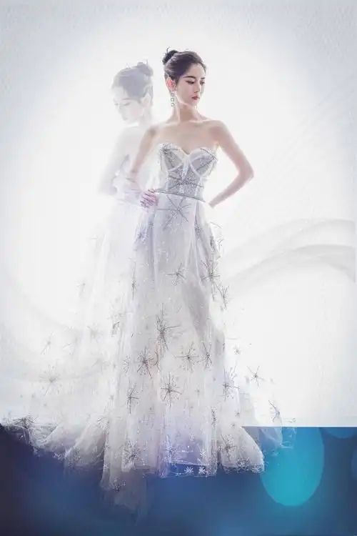 陈钰琪 浩瀚星辰 皎白月光 山川河流 世间一切的浪漫都想与你分享