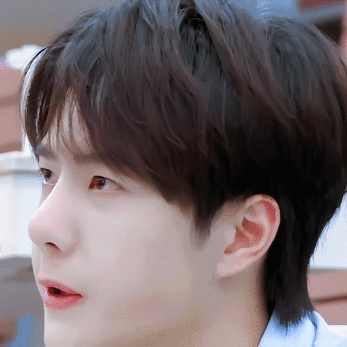 王一博奶膘合集原来酷盖也长奶膘啊