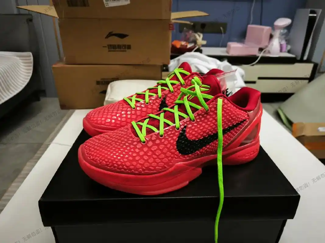 拍的不好,重新来一组,科比6反转青蜂侠#球鞋 #鞋狗日常 # - 抖音