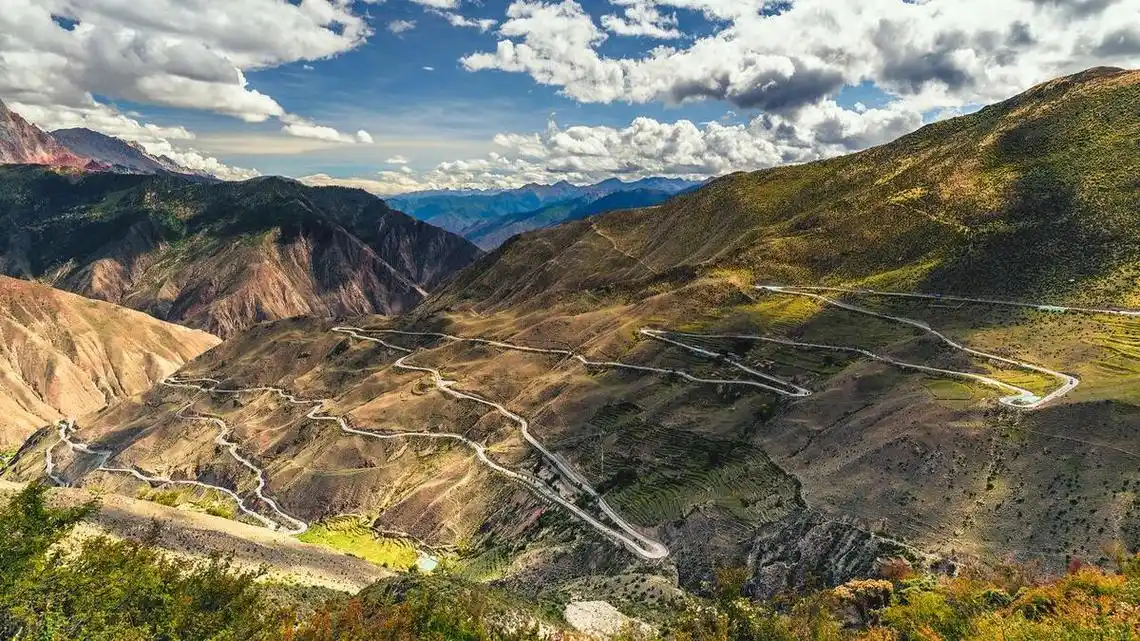 318川藏线中国最美景观大道,十个必打卡景点