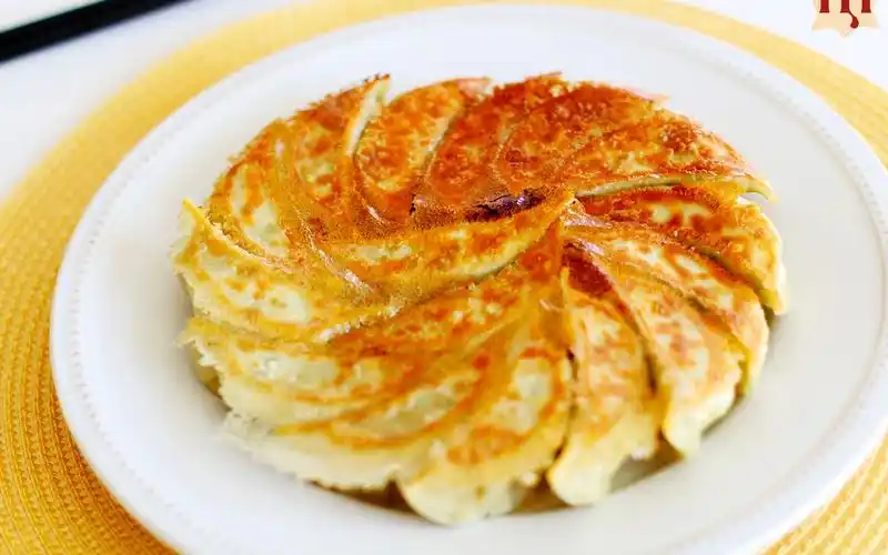 一锅铲的黄金煎饺来下厨吧