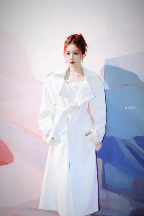 喻言上海时装周