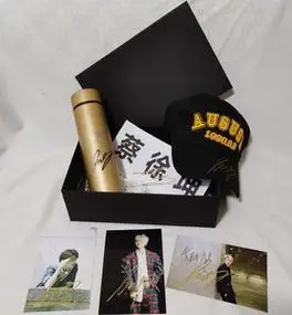 练习生蔡徐坤朱正廷陈立农黄明昊范丞丞林彦俊名牌贴姓名贴0人付款2