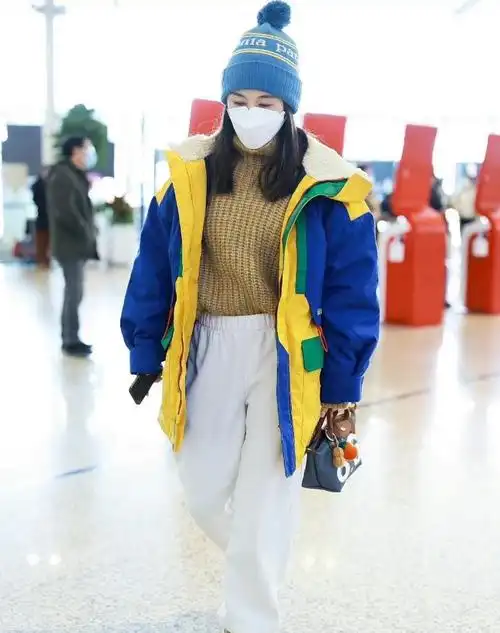 冬季穿搭还得看王子文,真不愧是小个子穿衣"鼻祖",显高又时髦_颜色