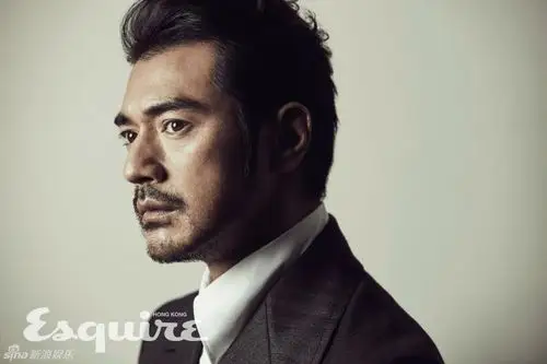 金城武登杂志封面 留胡须尽显熟男魅力(图)