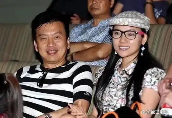 民歌天后陈思思嫁给青歌赛冠军师鹏生一女今46岁气质依旧动人