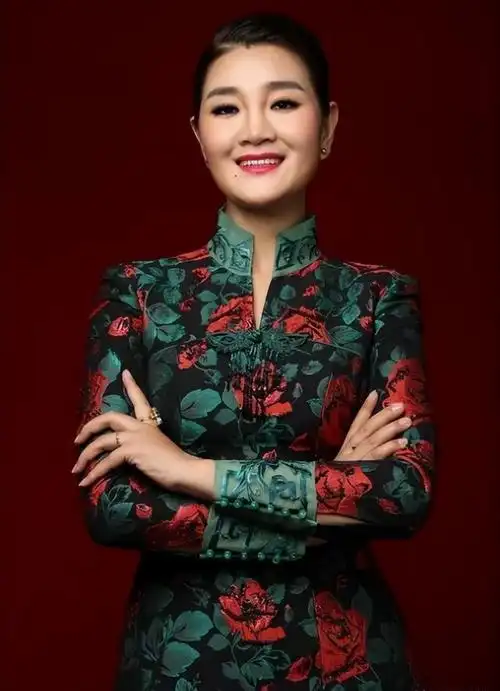 最美女中音降央卓玛的励志人生