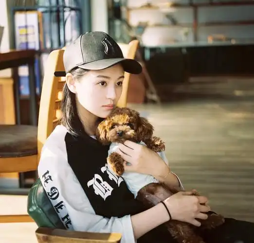 如懿传张狂反派私下竟是小甜心曾一萱少女日常曝光