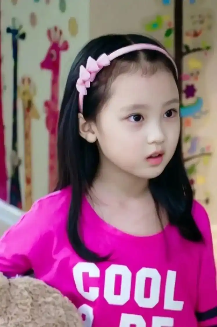 果果好久不见 @小演员张婉儿  #张婉儿  #我们的少年时代 - 抖音