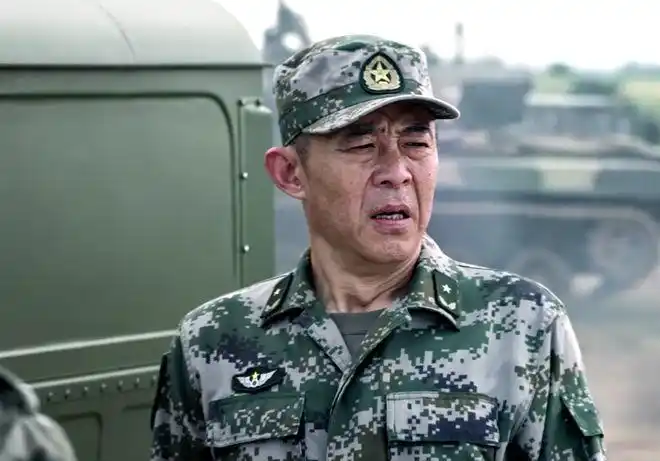 人如其名的侯勇十三年龙套生涯全能型演员是他最大的目标