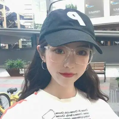 戴眼镜女头像,高清戴眼镜的女头像图片_女生头像_头像屋