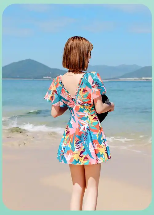 新款泳衣女连体平角时尚遮肚显瘦游泳蕾丝时尚大码泳衣温泉游泳衣