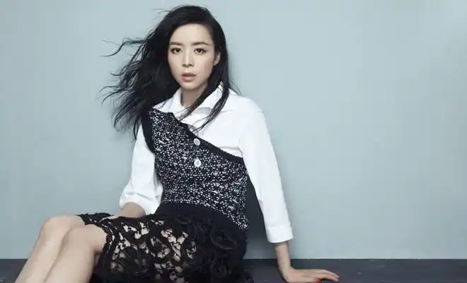 42岁的张静初落到无戏可拍是时运不济还是做错了什么