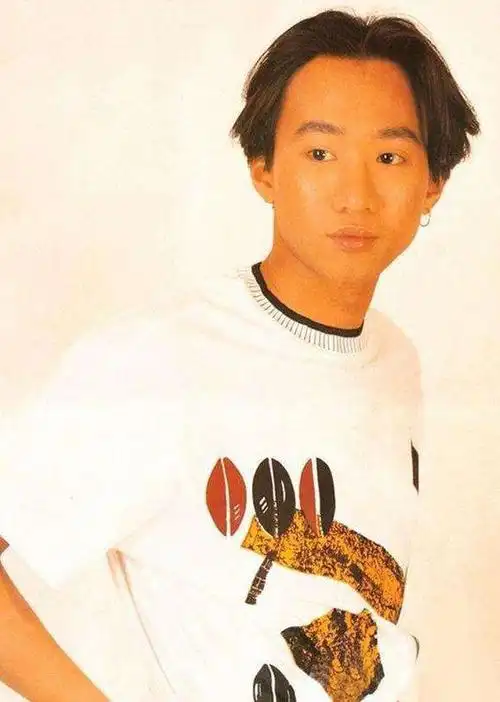 《黄家驹—一个时代的光辉岁月》【原创】