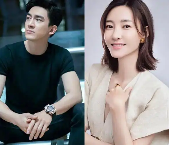 林更新恋情的话题上热搜之后,王丽坤团队也趁机发了很多通稿踩他