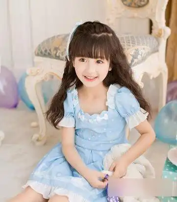 齐刘海萌萝莉发型小学女孩中长发扎发