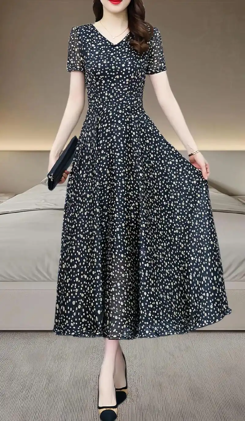 高端女装雪纺波点连衣裙!