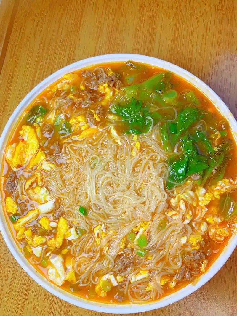 夜宵走起,肉沫鸡蛋面,这样做味道真是太绝了[赞同][赞同]