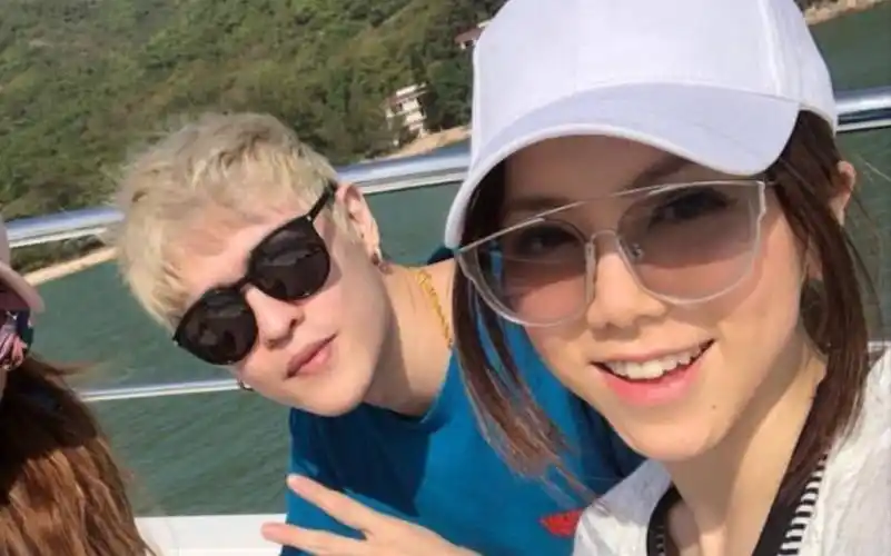 【邓紫棋】和男朋友组装桌子‖高甜混剪‖霸道解解和害羞mark‖是心动