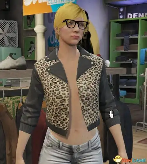 侠盗猎车5gta5pc版线上模式女性角色去内衣方法教程