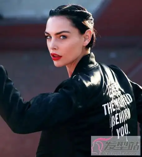 女生背头短发造型干练酷炫比男生还帅